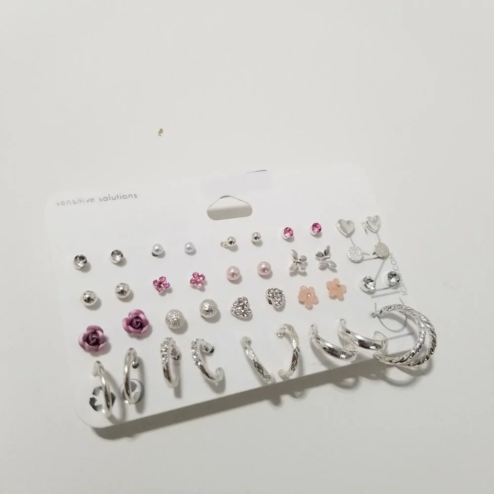 NWT ICING 20 PACK‎ ASSORTED EARINGS